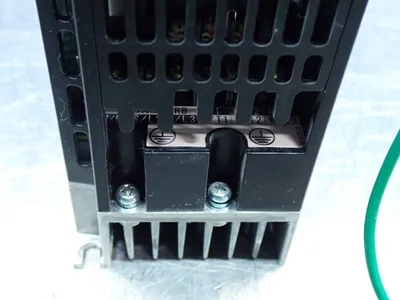 USED OMRON 3G3MX2A2004V1