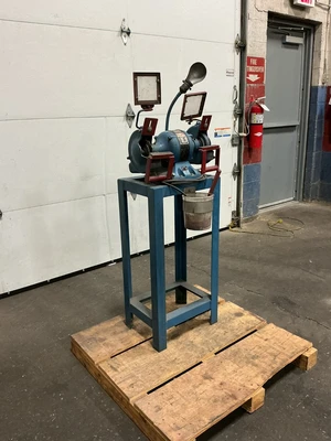 Used Atlas _UNKNOWN_ Pedestal Type Grinders (Double End) Ohio US | Equipment Recovery Corp. #1331821