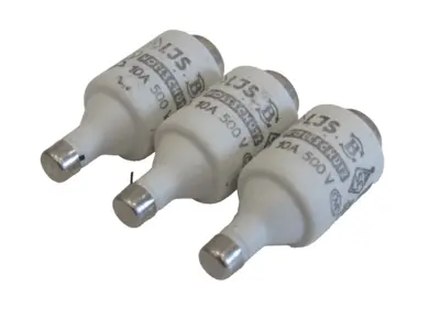 NEW VOLLSCHUTZ LJS-10A-500V BOTTLE FUSES LJS10A500V 3 COUNT