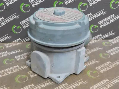 United Electric J120-164 Mechanical Pressure Switch 10A 250VAC Option 1010 Used