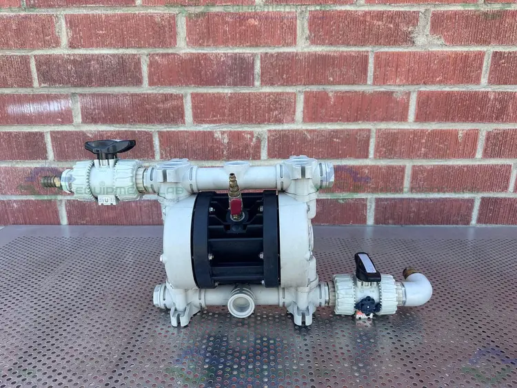Used DEBEM IB81-P-HTTPV AIR OPERATED DOUBLE DIAPHRAGM PUMP 1" FITTING Diaphragm Pumps California US | Equipment Lab #485896
