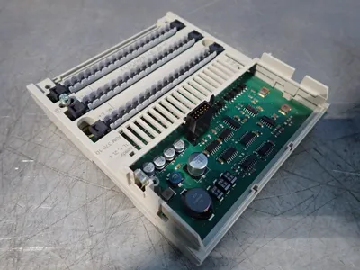 New | in-Stock SCHNEIDER ELECTRIC 170ADM37010 PLC Input & Output Ohio US | HGR 24 #879799