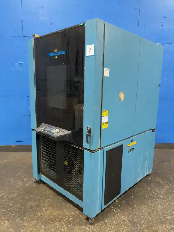 Used 2000 THERMOTRON SE60033 Environmental Chambers Ohio US | HGR 24 #1005774