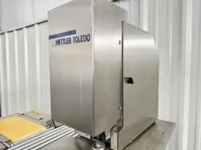 USED METRO TOLEDO SOLO MAX WRAPPER 647  & LABELER 706