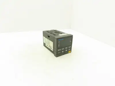 Honeywell UDC3300  Digital Temperature Controller DC330B-K0-000-20-000000-00-0