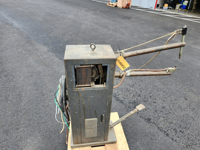 U14685C Used Peer 15 kva spot welder water cooled
