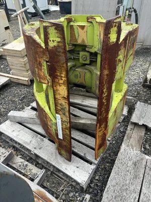 Cascade 60F-RC-03A Paper Roll Clamp Rotating Forklift Clamp 6000 lbs