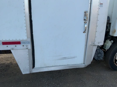 Used 2007 ISUZU 18' Box trucks Michigan US | Miedema Asset Management Group #1579183