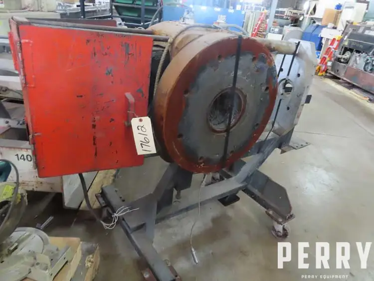 BERINGER 12" Extruder Plastic - Screen Changers | Perry Equipment