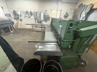 DYE MODEL 10 1/8 Power Squaring Shears (Inch) | ListingHippo (9)