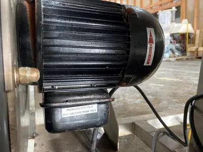 Vibratory Feed Hopper
