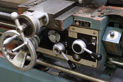 Used 2001 Kingston HD-2260 Engine Lathes Illinois US | Machinery Values #1438724