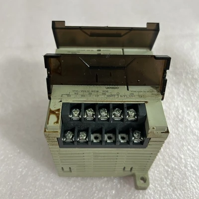 USED Omron CPM1A-10CDR-A-V1