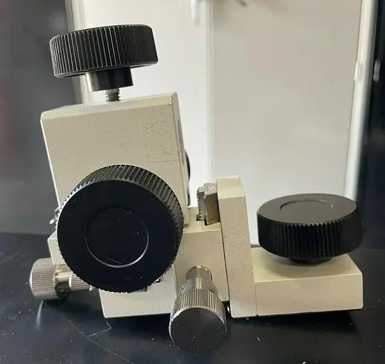 OLYMPUS ADJUASTABLE SLIDE WITH FINE FOCUS