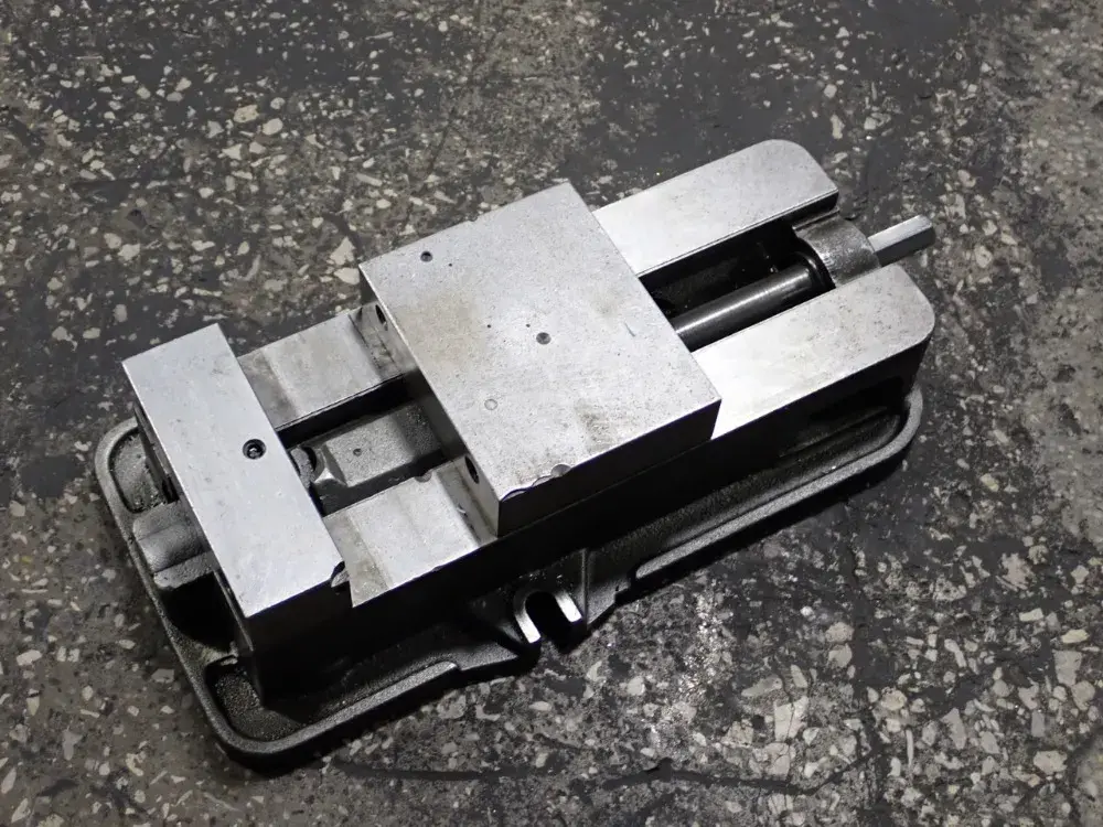 6" Vise