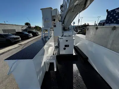 Used 2016 FREIGHTLINER M2 106 Tractors & Trailers Florida US | Truck and Van Outlet #1506256