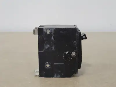 USED SQUARE D QO230