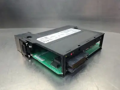 USED Allen-Bradley AC INPUT 16PT 120VAC