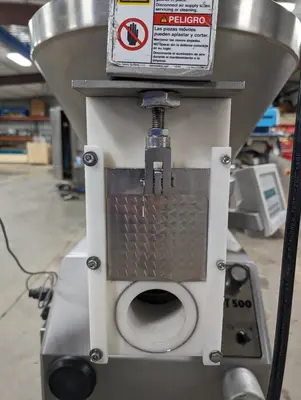 Reiser/Vemag 4 in. Pneumatic Guillotine