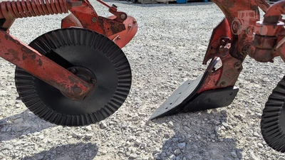 USED MASSEY FERGUSON 345