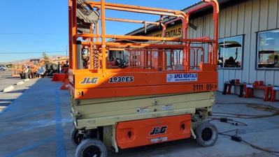 USED 2014 JLG 1930ES