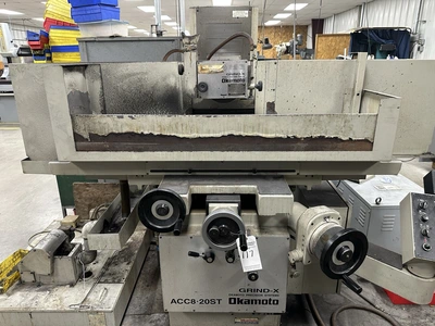 USED 1900 OKAMOTO ACC-8.20ST SURFACE GRINDER