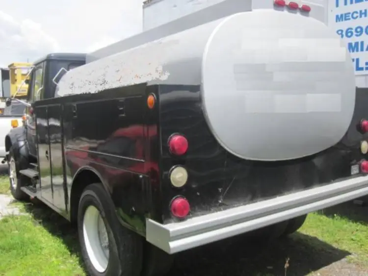 New | in-Stock 1990 INTERNATIONAL FUEL TANKER TRUCK Fuel & Lube Trucks Florida US | USA Transequipment #1542572