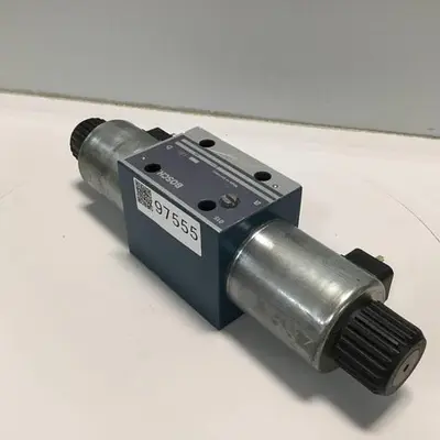 USED BOSCH 0 810 001 731