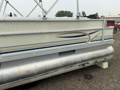 Used 2003 CREST 22/24 OB FAMILY DL Boats (Misc) Michigan US | Miedema Asset Management Group #1320433
