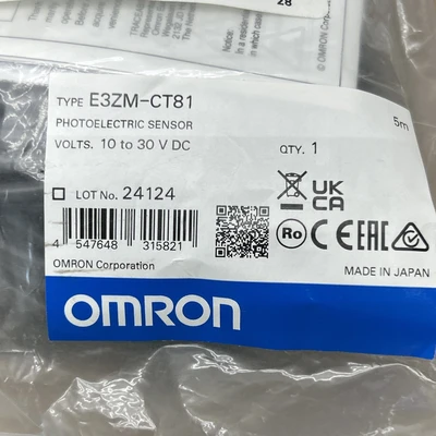 NEW Omron E3ZM-CT81