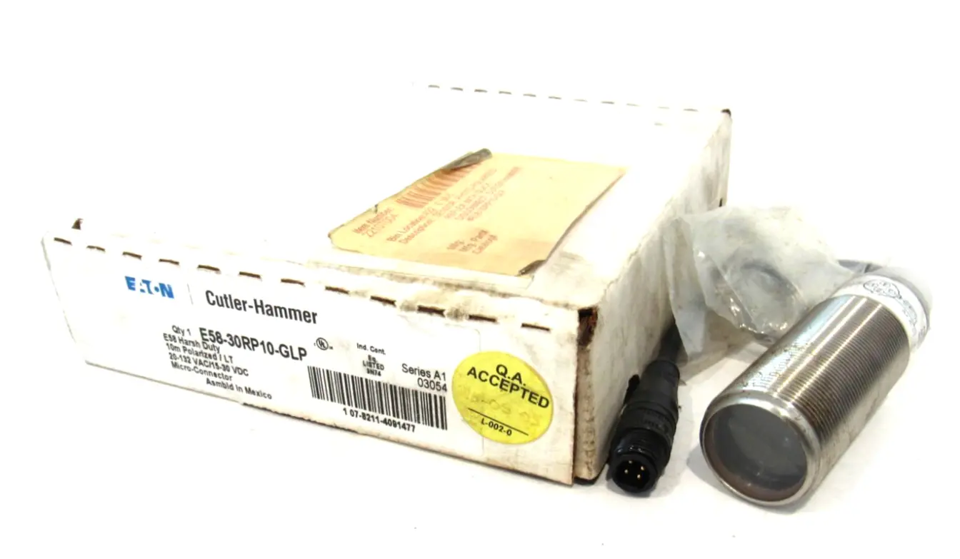 USED CUTLER HAMMER E58-30RP10-GLP PHOTOELECTRIC SENSOR SER.A1 E5830RP10GLP