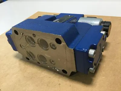 USED REXROTH 4WE6J62/EG24N9K4/B10