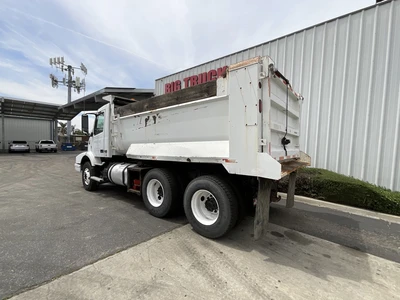 Used 2011 VOLVO VHD Dump trucks California US | Big Truck & Equipment #1412219