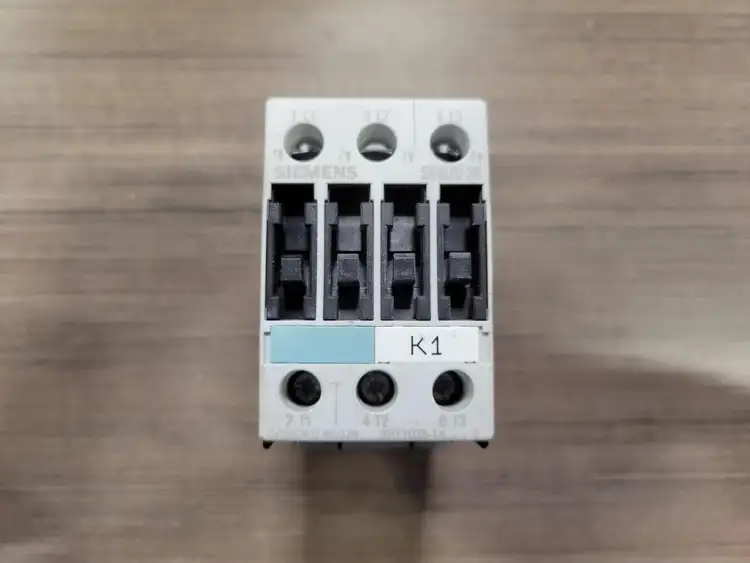 Used SIEMENS 3RT1025-1AK60 Switchgears British Columbia CA | Lenmark #242649