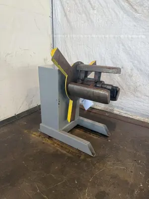 2,500 LB X 18" AMERICAN MODEL #60 PULL OFF COIL REEL UNCOILER: YOBRO #23929