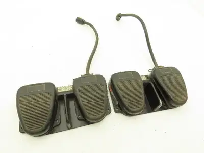 Clipper TWIN 632-S Dual Foot Switch 2-Pedal 125-250VAC 4-Pin Plug  Lot of 2
