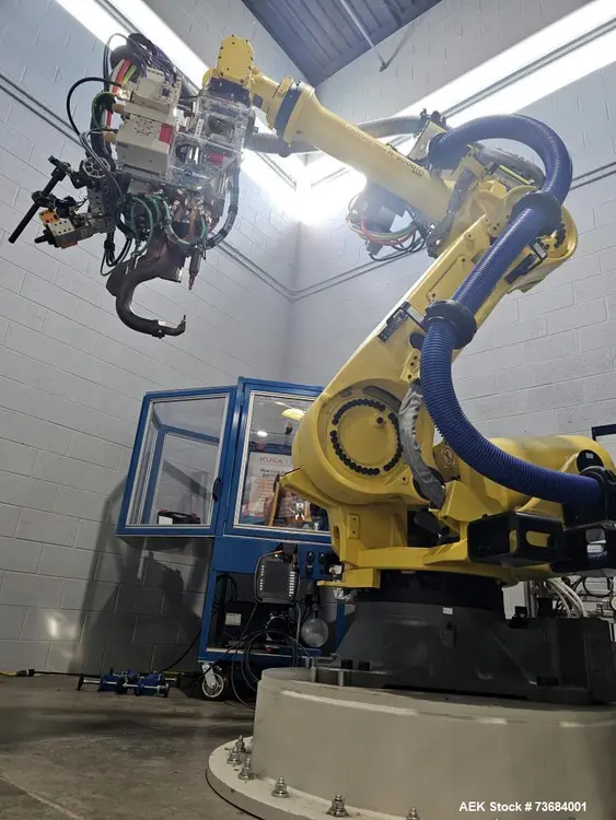 Used FANUC R-2000IC/210F Robots Illinois US | Aaron Equipment #1300272
