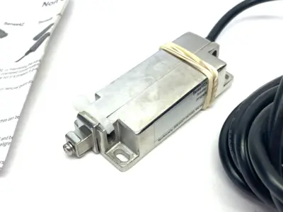 New | in-Stock ABB Magnetic Safety Switch Non-Contact SENSE 10 EX SS 5M CBL 2NC/1NO Relays & Switches Michigan US | Maverick Industrial Sales #1391045