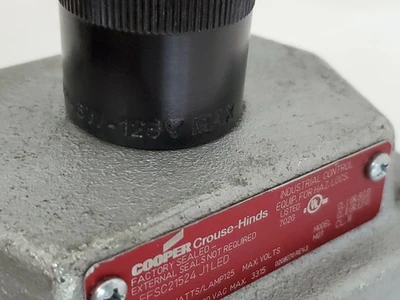 NEW CROUSE HINDS EFSC21524