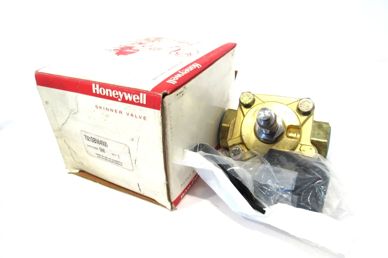 NEW HONEYWELL SKINNER 7321GBN64N00 SOLENOID VALVE