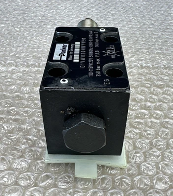 USED Parker D1VW020HNYW91