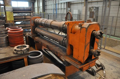 USED SOENEN HEAVY DUTY SLITTING 1600 X 5 MM