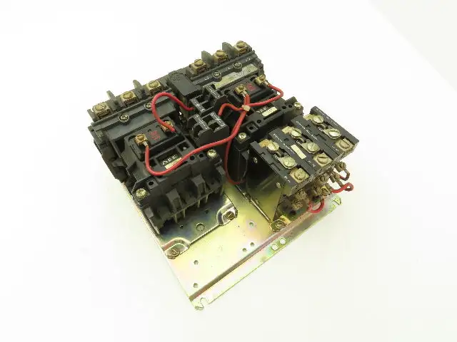 Allen Bradley 505-AOD-7 Sz 0 Reversing Starter 120V Coil w/Overload 40186-801-01