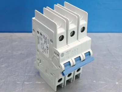 NEW ALLEN BRADLEY 1489M3D200