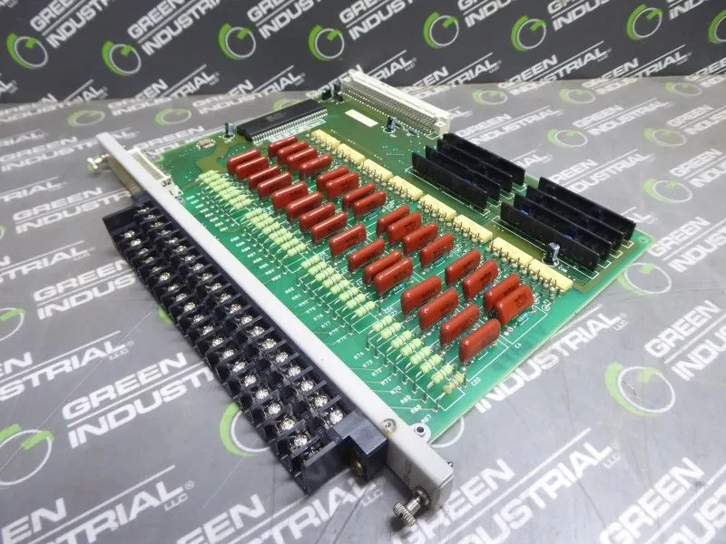 Siemens Simatic 505-4232 110 VAC Input Module PWB 2586393-0001 Rev. C Used