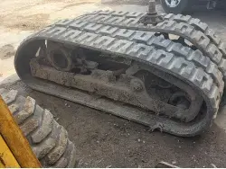 Used 2007 KOMATSU SK1026 Skid Steer Loaders Pennsylvania US | Iron Exchange Equipment Solutions #1353769