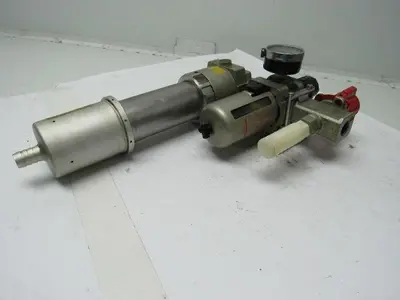 SMC IDG100-N04-P Membrane Air Dryer W/Regulator & Lock Out 1/2" NPT