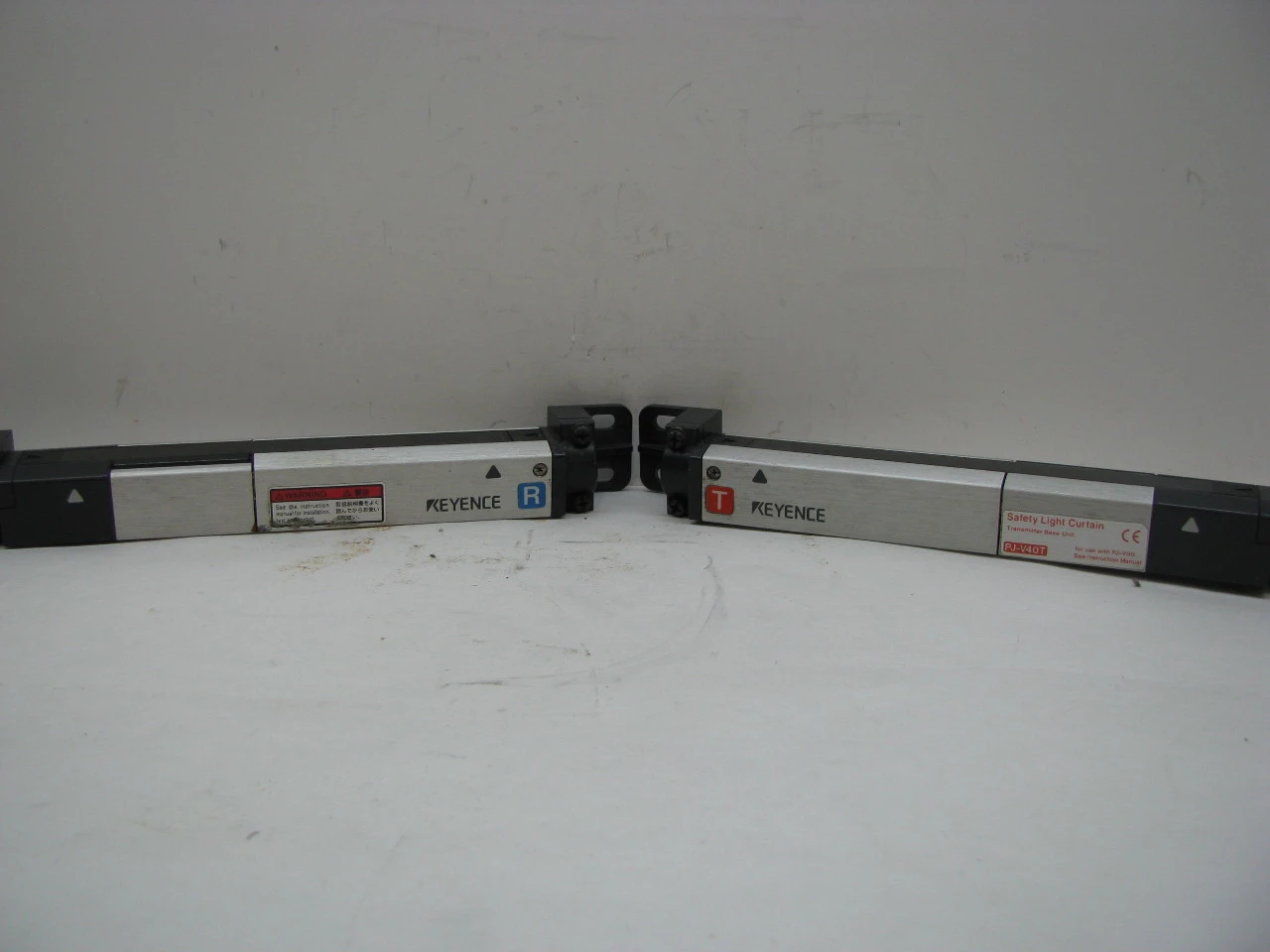 USED KEYENCE PJ-V40T PJ-V40R