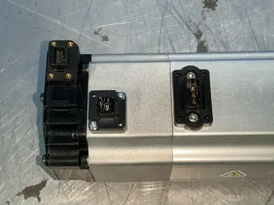New | in-Stock OMRON R88MK40030TBS2 Servo Motors Ohio US | HGR 24 #1358031