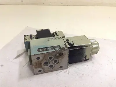 USED YUKEN DSG-01-2B12B-A100-4026-L